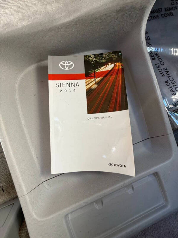 2014 Toyota Sienna L 7-Passenger