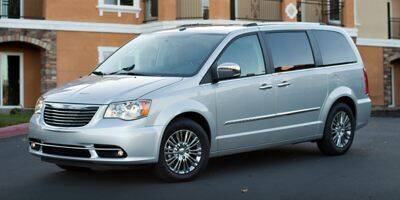 2015 Chrysler Town and Country for sale at AutoMax in West Hartford CT