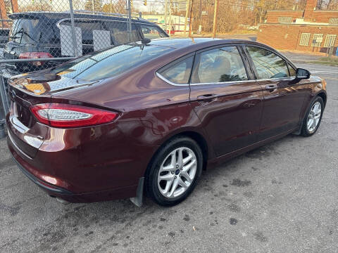 2015 Ford Fusion SE