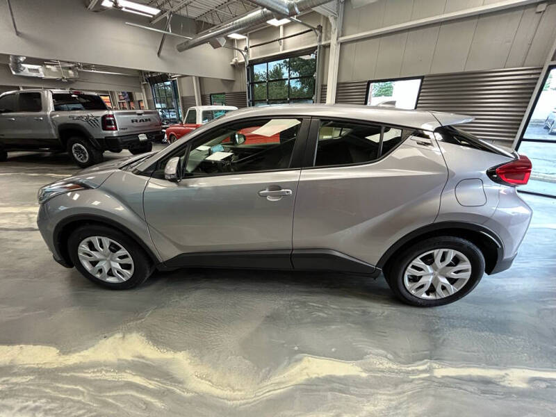 2020 Toyota C-HR LE