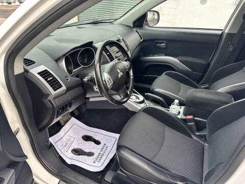 2012 Mitsubishi Outlander SE