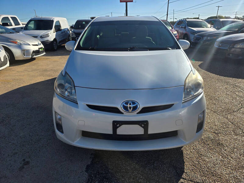 2010 Toyota Prius III
