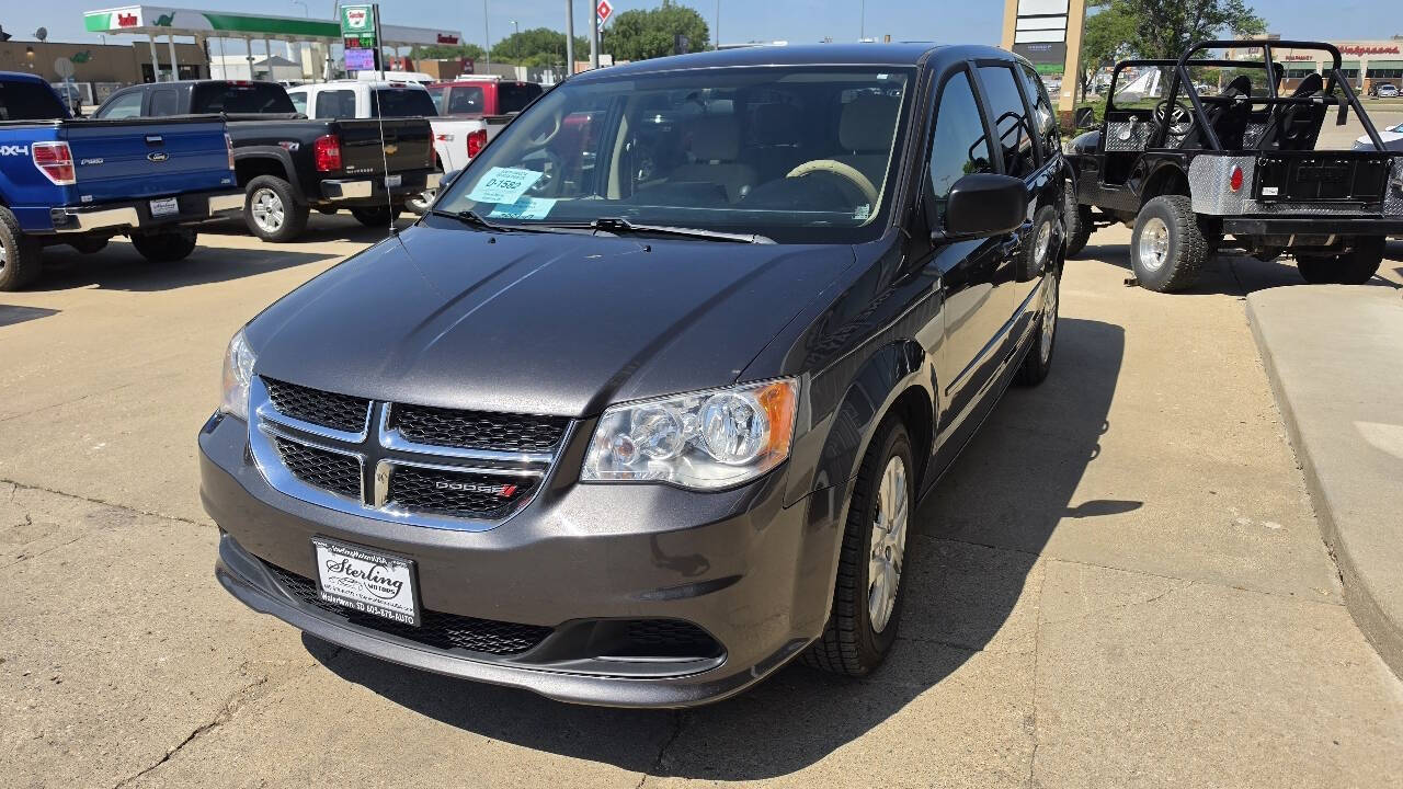 2016 Dodge Grand Caravan SE Plus 4dr Mini Van - Granite Crystal Metallic Clear Coat exterior view 4