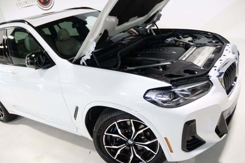 2023 BMW X3 M40i