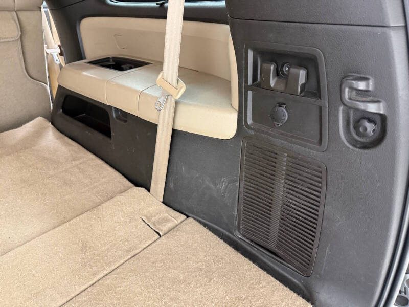 2011 Toyota Sequoia Platinum