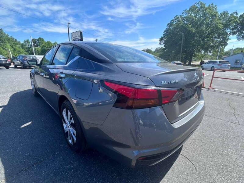 2022 Nissan Altima 2.5 S