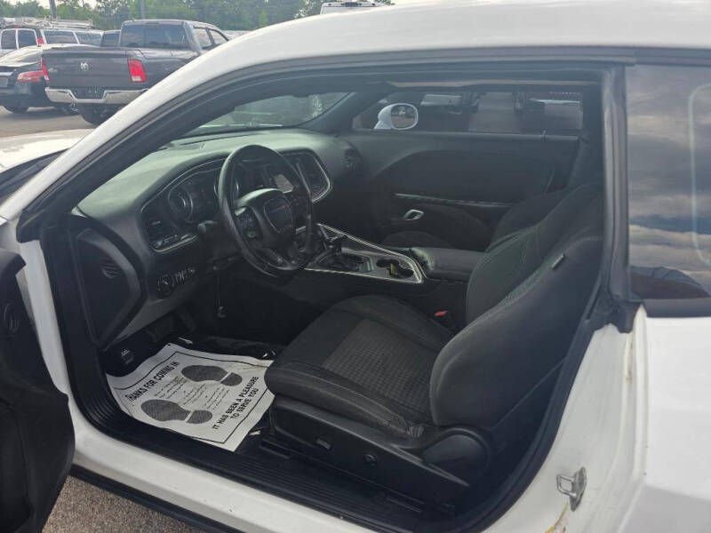 2015 Dodge Challenger SXT