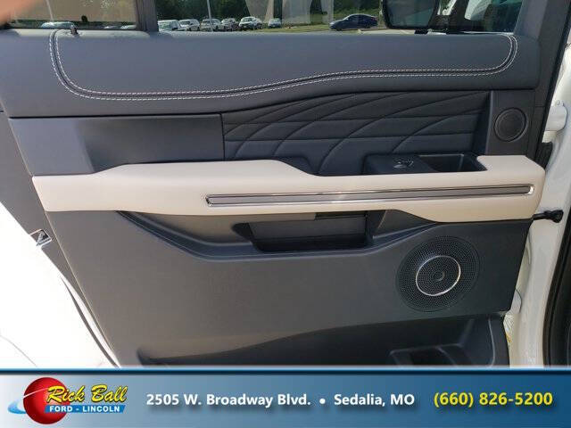 2022 Ford Expedition MAX Platinum