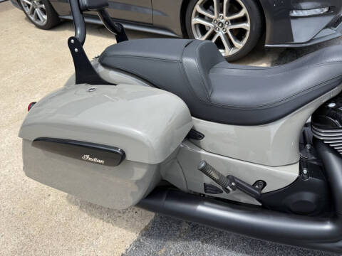 2023 Indian SPRINGFIELD DARK HORSE (GRAY)