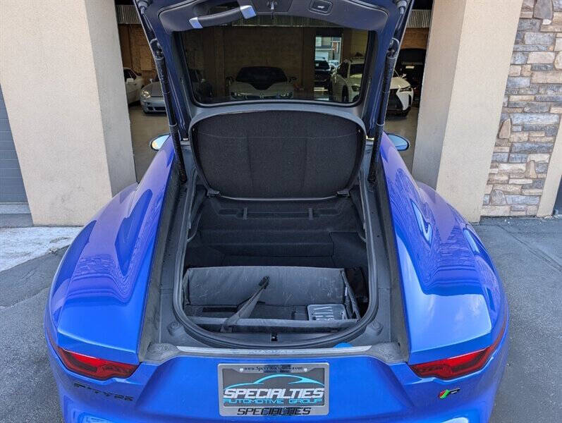 2021 Jaguar F-TYPE R