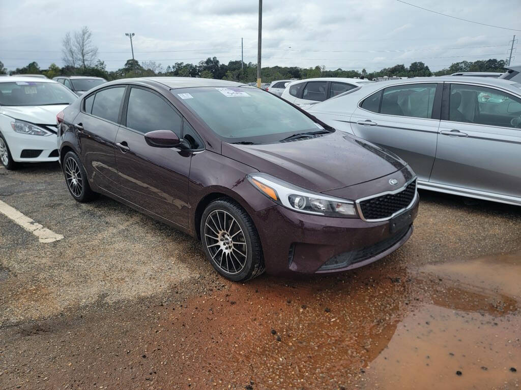 2018 Kia Forte for sale at INTEGRITY AUTO in Dothan, AL