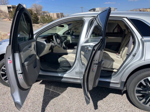 2017 Cadillac XT5 Premium Luxury