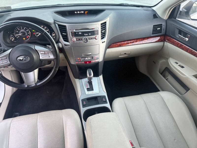 2011 Subaru Outback 2.5i Limited