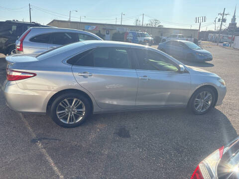2017 Toyota Camry SE