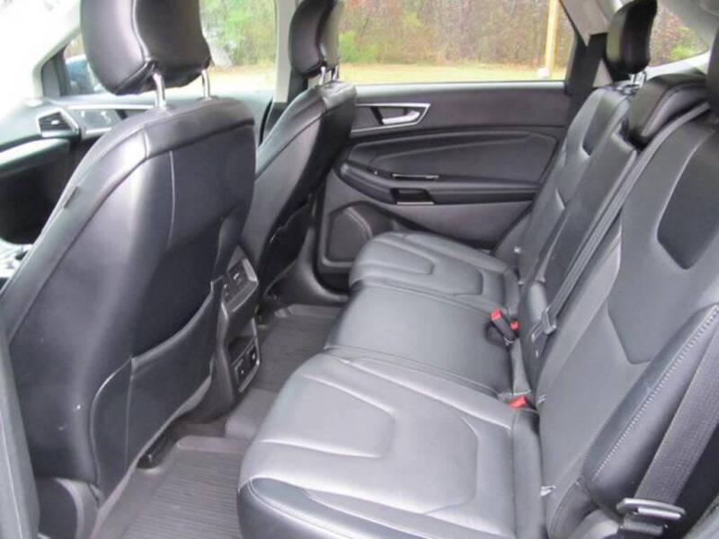 2019 Ford Edge Titanium