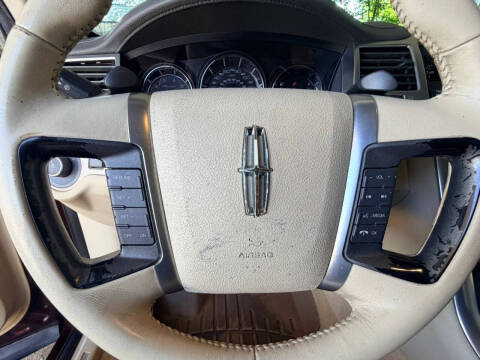 2012 Lincoln MKS