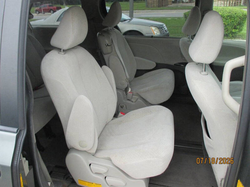 2014 Toyota Sienna