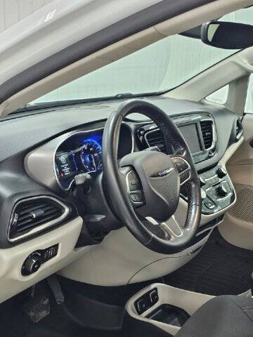 2020 Chrysler Pacifica Touring