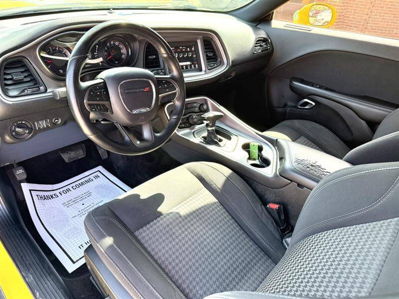 2019 Dodge Challenger SXT