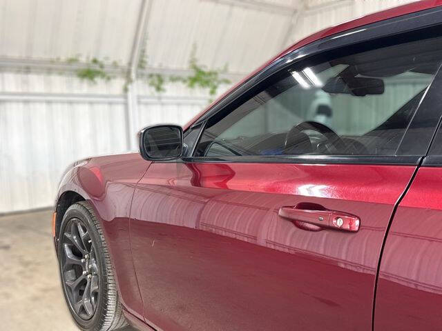 2019 Chrysler 300 S