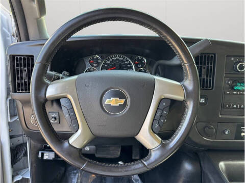2017 Chevrolet Express 2500