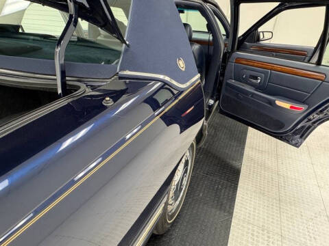 1997 Cadillac DeVille D'elegance