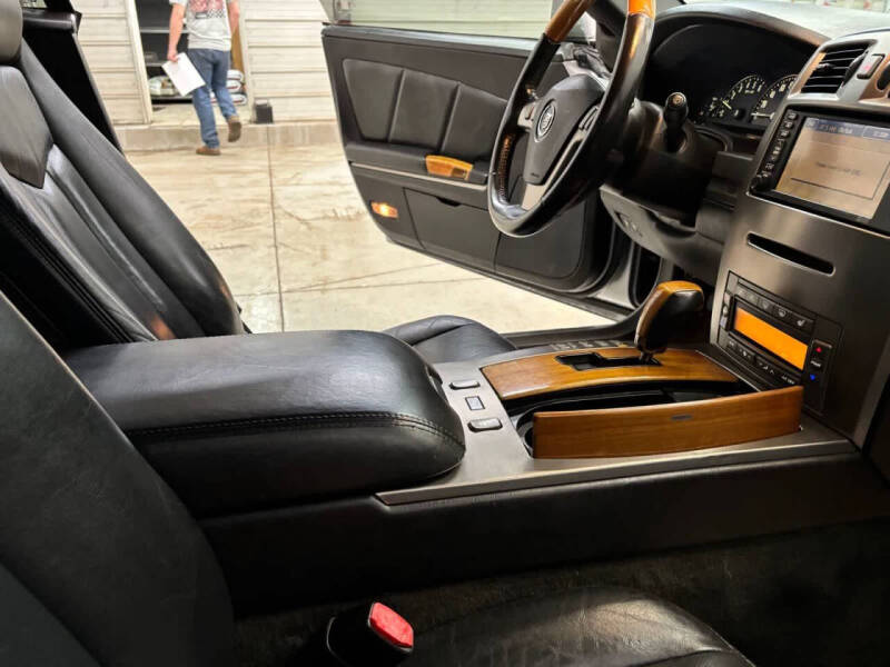 2005 Cadillac XLR
