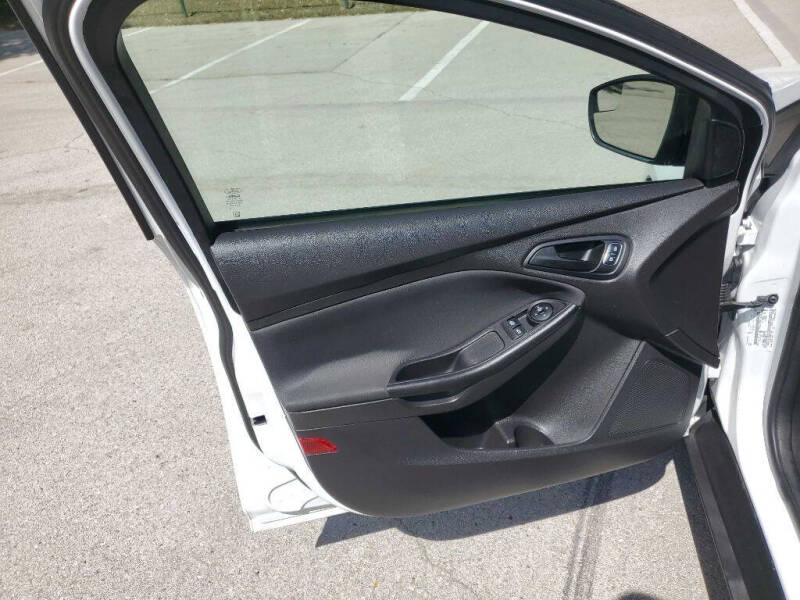 2017 Ford Focus S