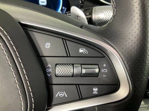 2024 Genesis GV70 2.5T Standard