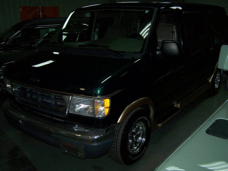 2000 Ford E-Series E-150