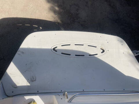 2004 Bayliner 245