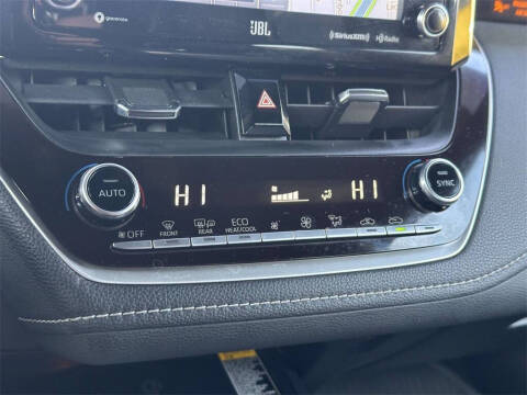 2019 Toyota Corolla Hatchback SE