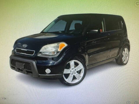 2011 Kia Soul +