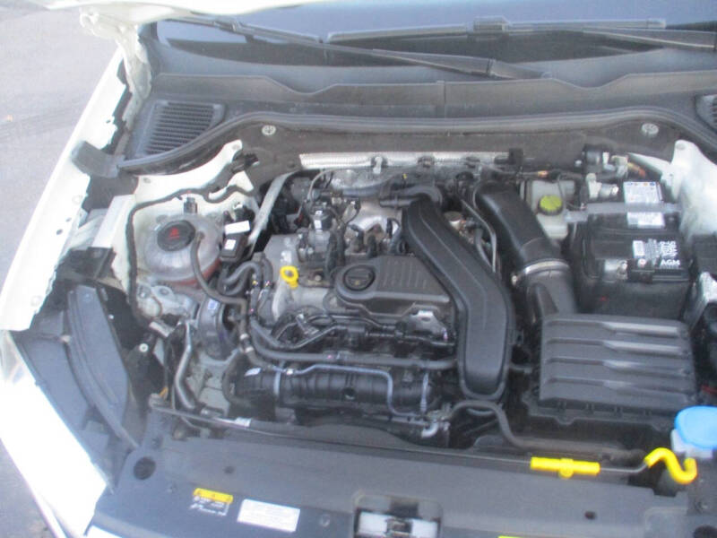 2023 Volkswagen Taos SE 4Motion