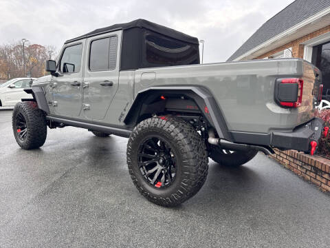 2021 Jeep Gladiator Willys