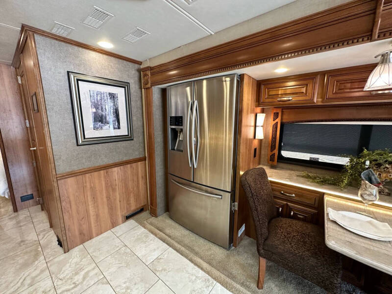 2017 Entegra Anthem 44b 1.5 Bath, 450hp Dies