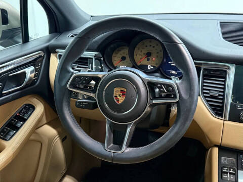 2018 Porsche Macan S