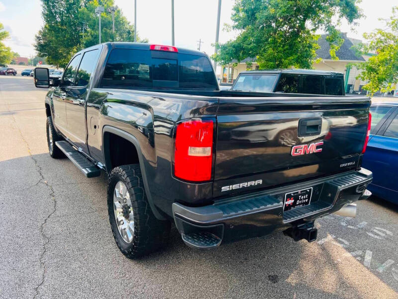 2015 GMC Sierra 2500HD Denali