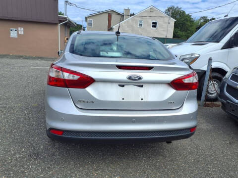 2012 Ford Focus SEL