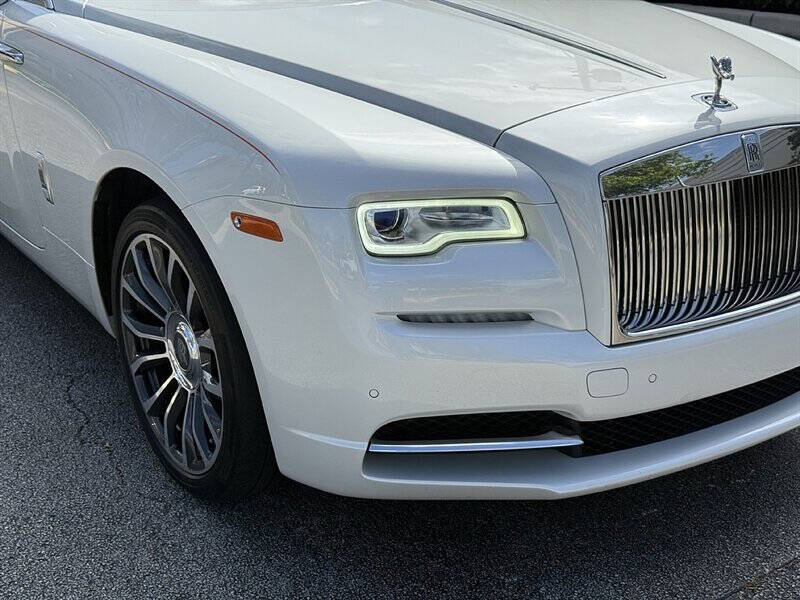 2019 Rolls-Royce Dawn 10