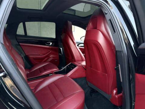 2020 Porsche Panamera 4S