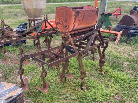  Massey Ferguson Cultivator for sale at Vehicle Network - Suttontown Repair Service in Faison NC