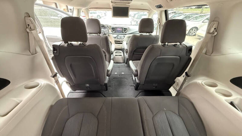 2017 Chrysler Pacifica Touring