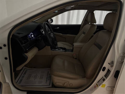 2014 Toyota Camry XLE V6