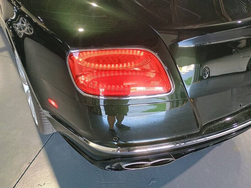 2017 Bentley Continental 34