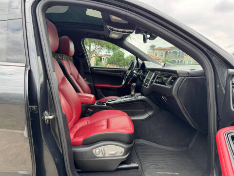 2017 Porsche Macan S