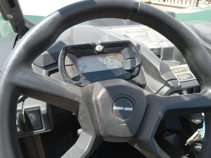 2023 Can-Am Commander