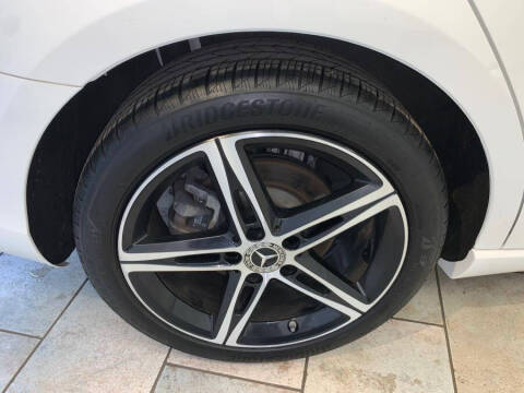 2022 Mercedes-Benz A-Class A 220 4MATIC