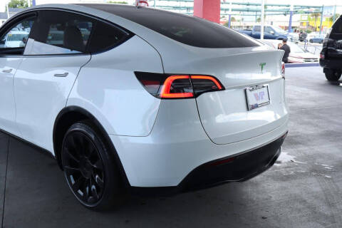 2023 Tesla Model Y Long Range