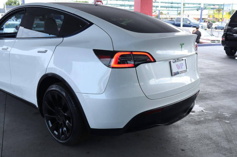 2023 Tesla Model Y Long Range